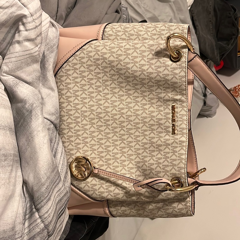 Michael Kor’s purse